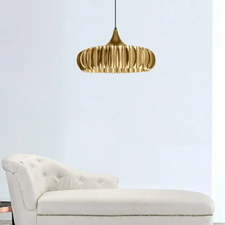 Tiago 400 S - Gold Metal Chapel Suspension