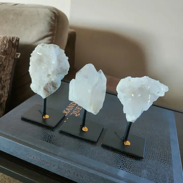 Bergkristal op statief