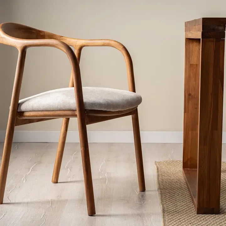 Atlas, High-Quality Chair Made of Solid Walnut Wood