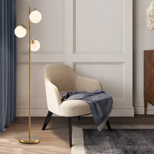 3-globe vloerlamp met voetschakelaar en lampbases-golden