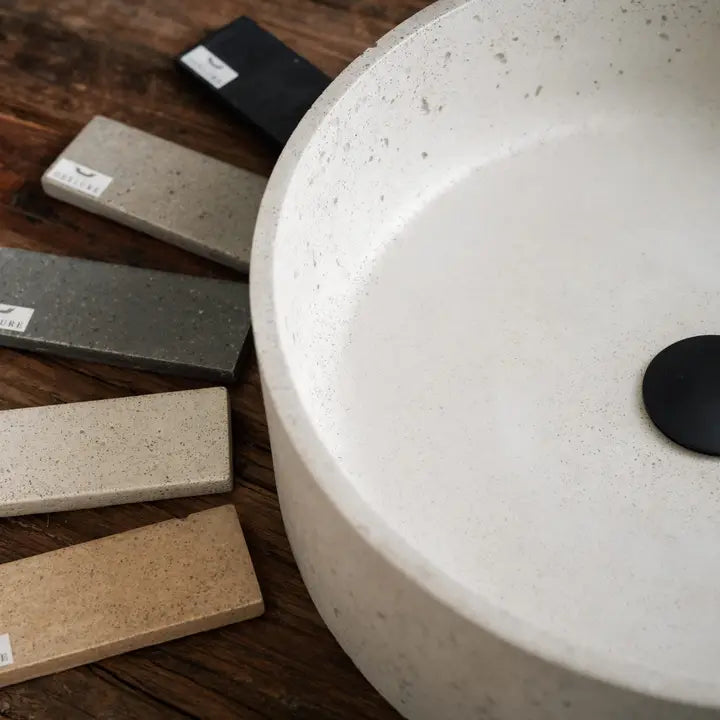 DEELURE - „Ronde” betonnen wasbak in vele kleuren