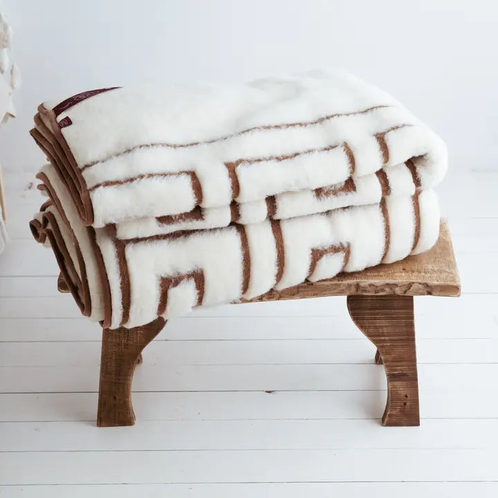 Greca Cashmere Blanket / Duvet